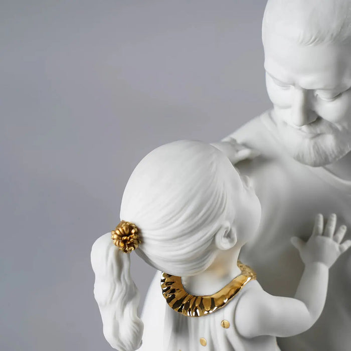Sculpture "In Daddy's Arms" - Lladro Lladro
